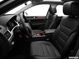  Front seats from Drivers Side photo